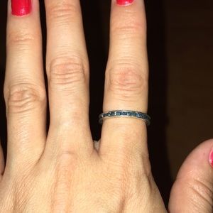 Sterling silver and navy gem ring